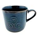 Tasse déjeuner en grès artisanal décor triskell 36cl Bleue